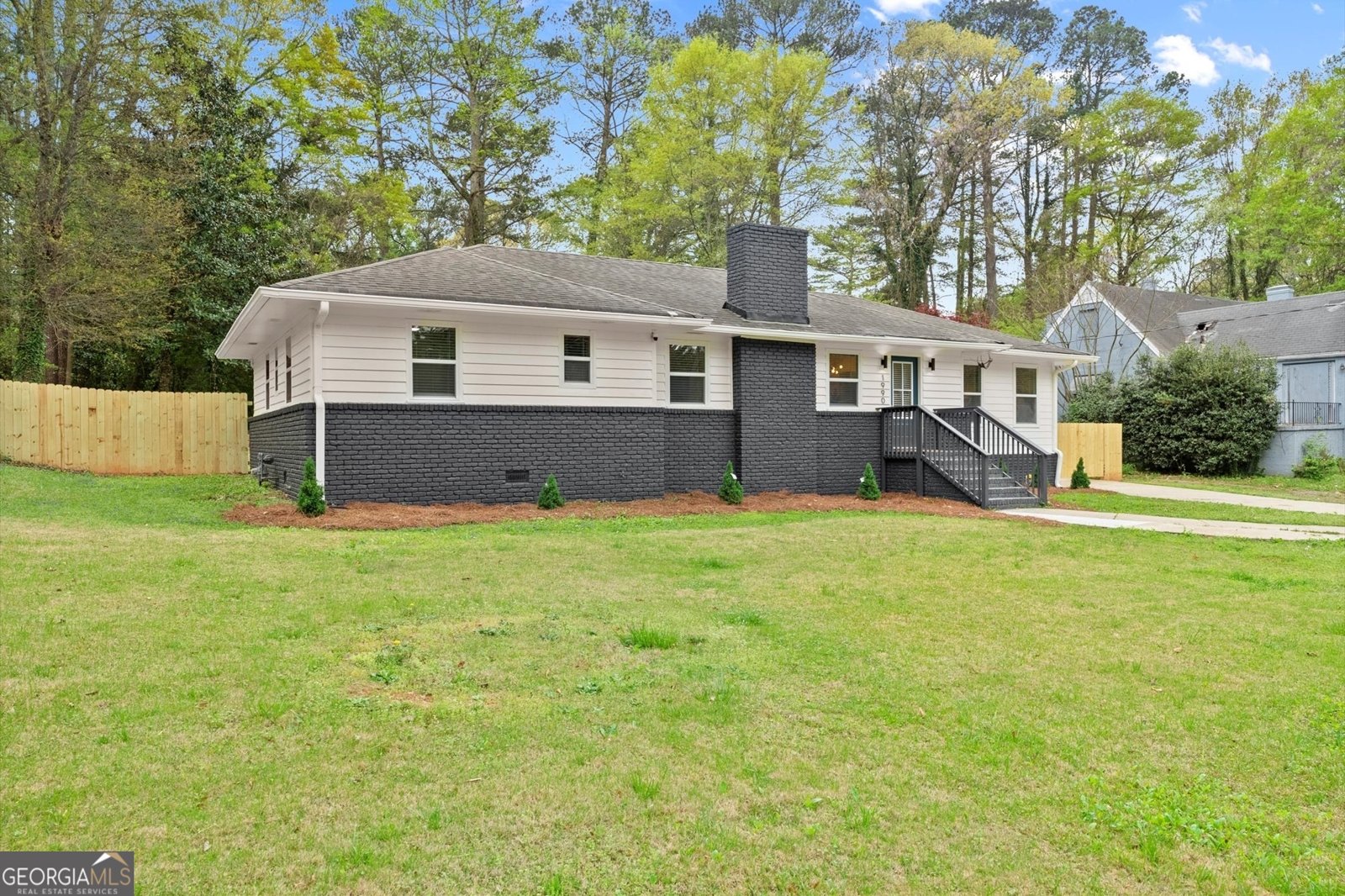 1990 Venetian Drive Atlanta - 2