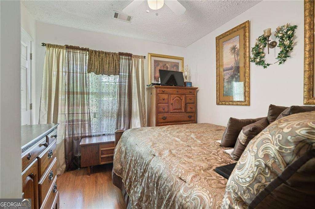 694 Highway 18 Molena - 11