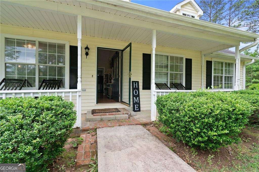 694 Highway 18 Molena - 2