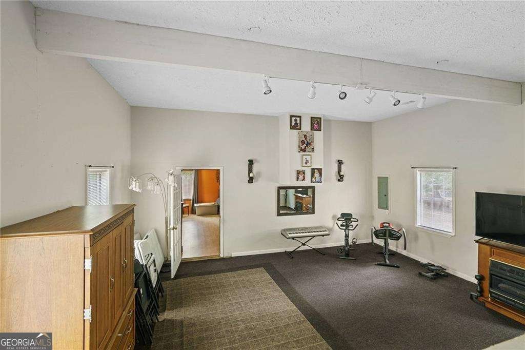 694 Highway 18 Molena - 20
