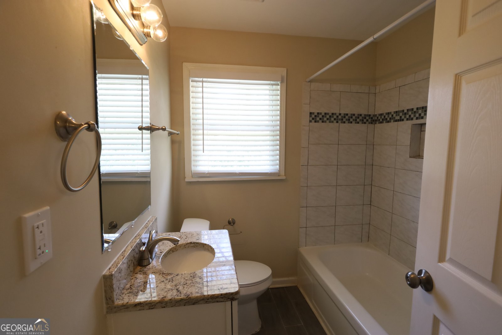 2823 Horse Shoe Drive Atlanta - 5