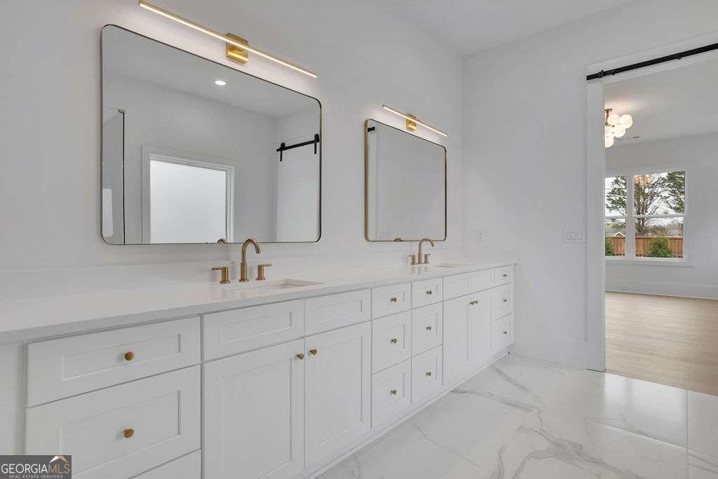 315 Hillcrest View Drive Suwanee - 31