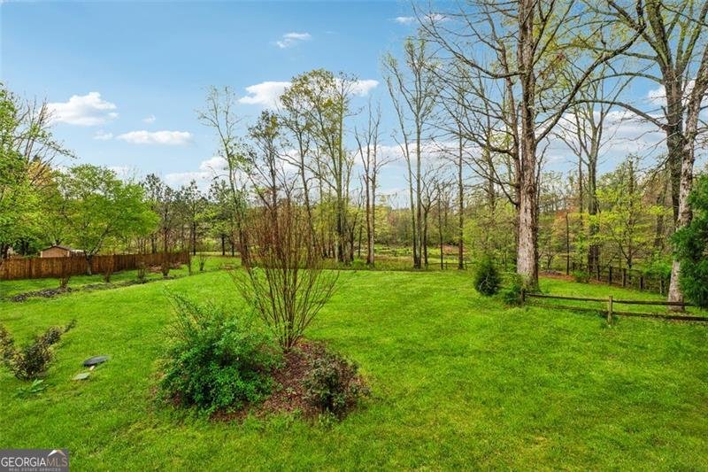 392 Beranda Circle Douglasville - 1