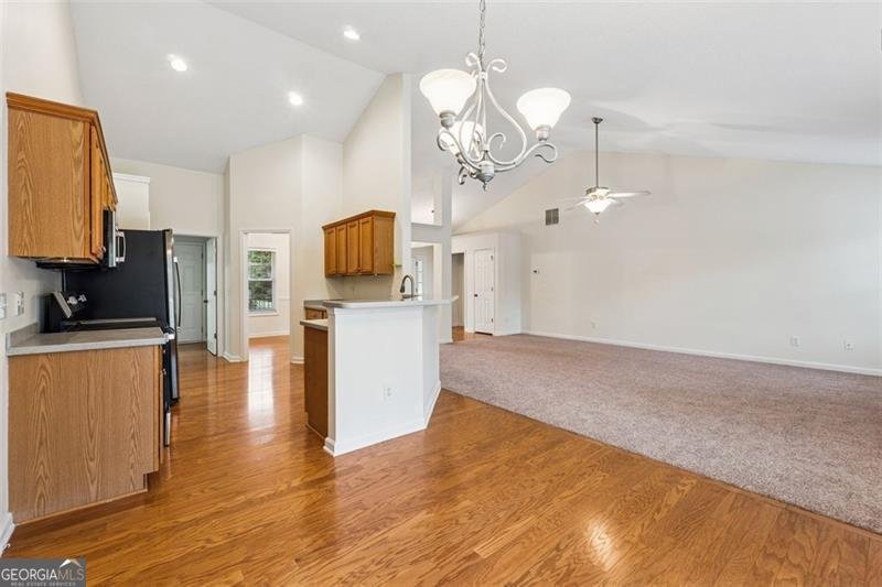392 Beranda Circle Douglasville - 5