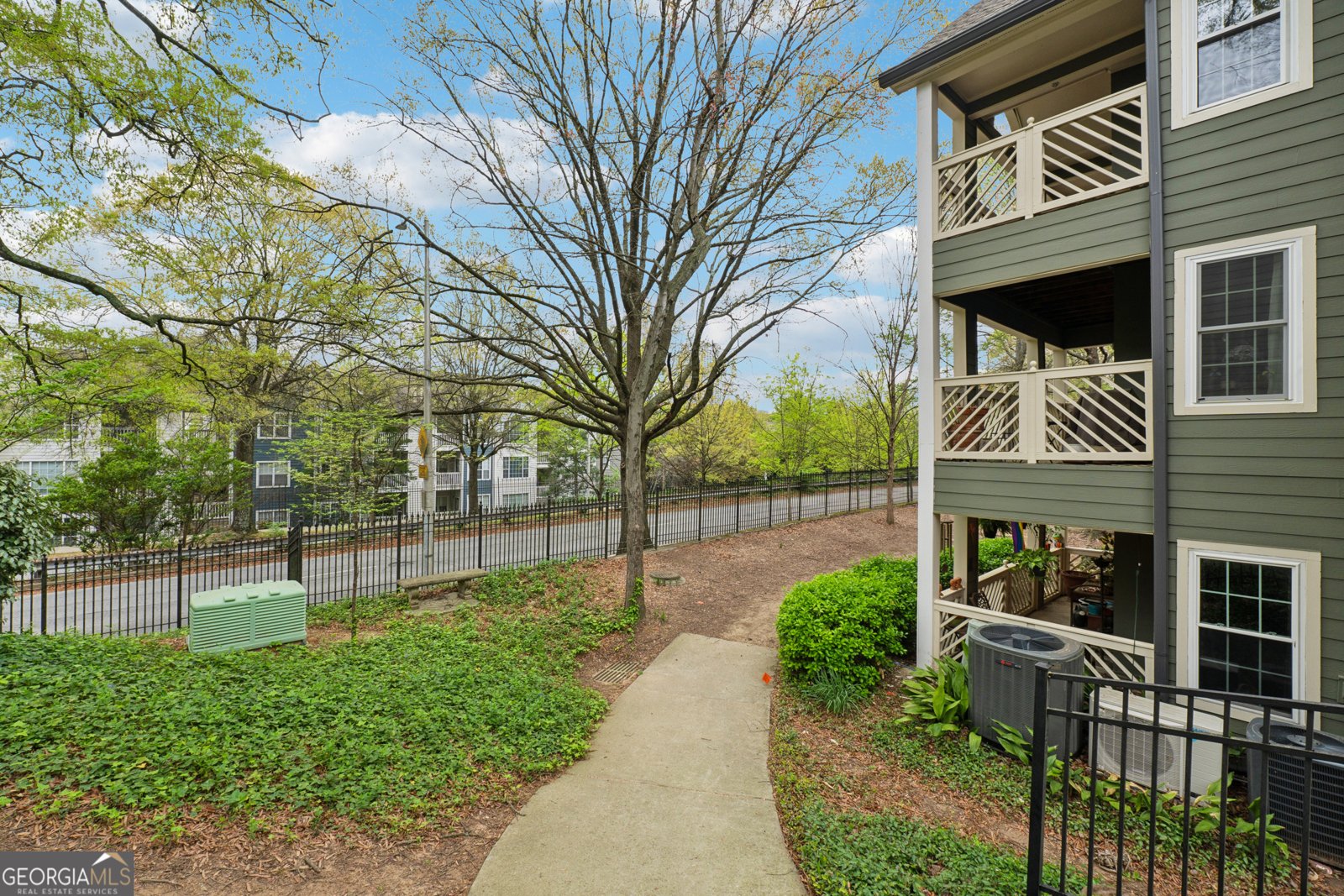 554 McGill Place Atlanta - 2