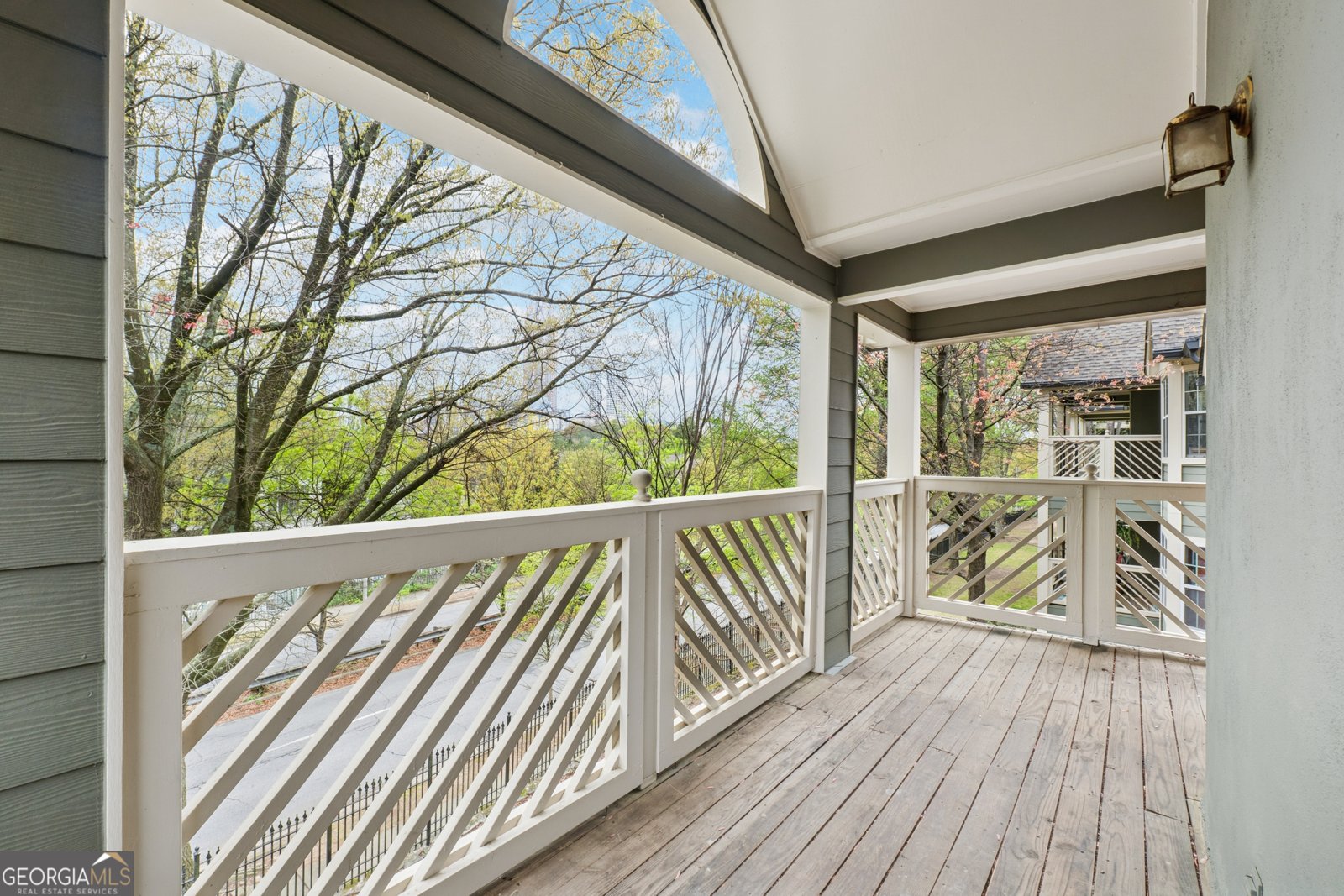 554 McGill Place Atlanta - 23
