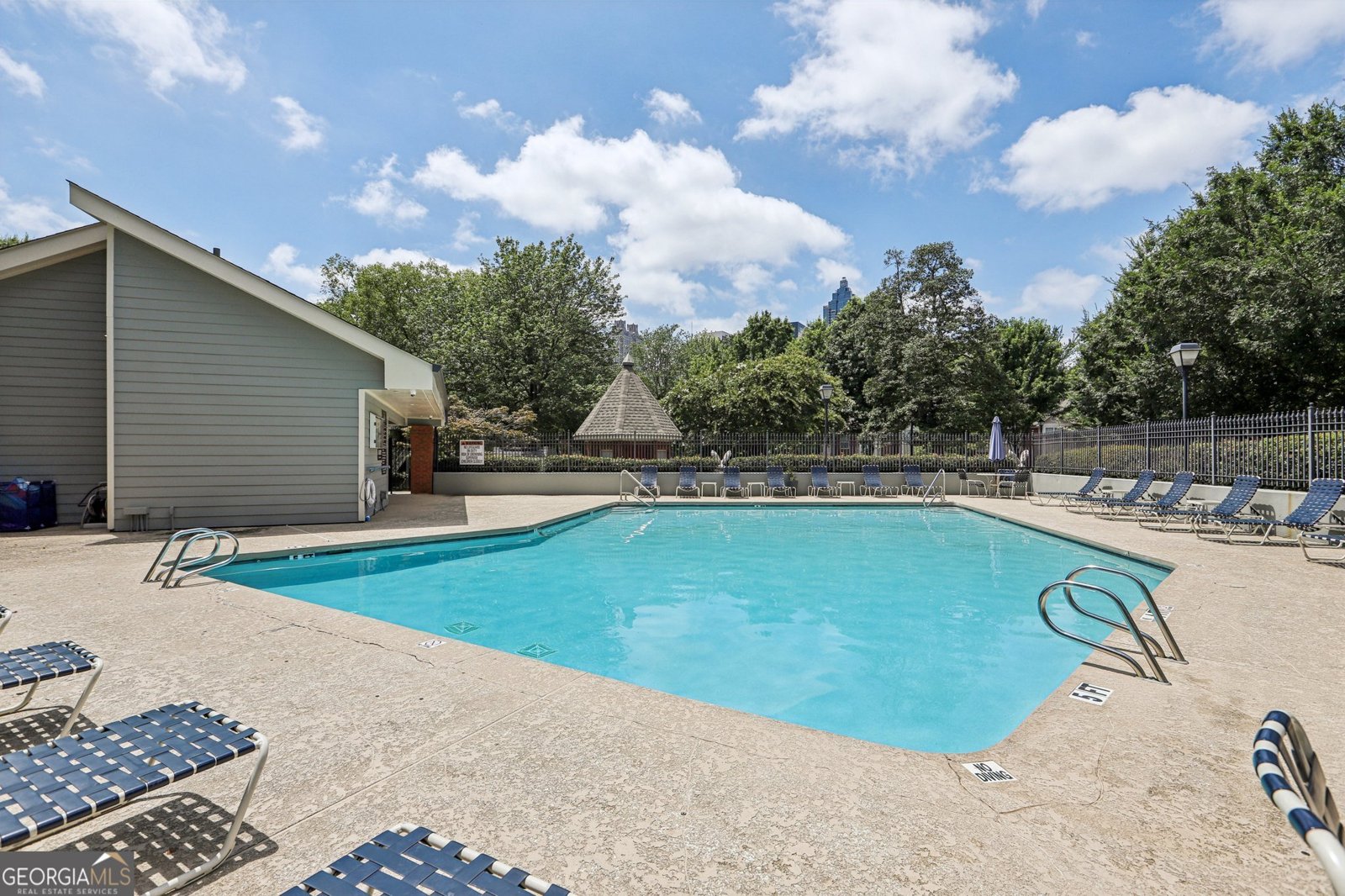 554 McGill Place Atlanta - 27