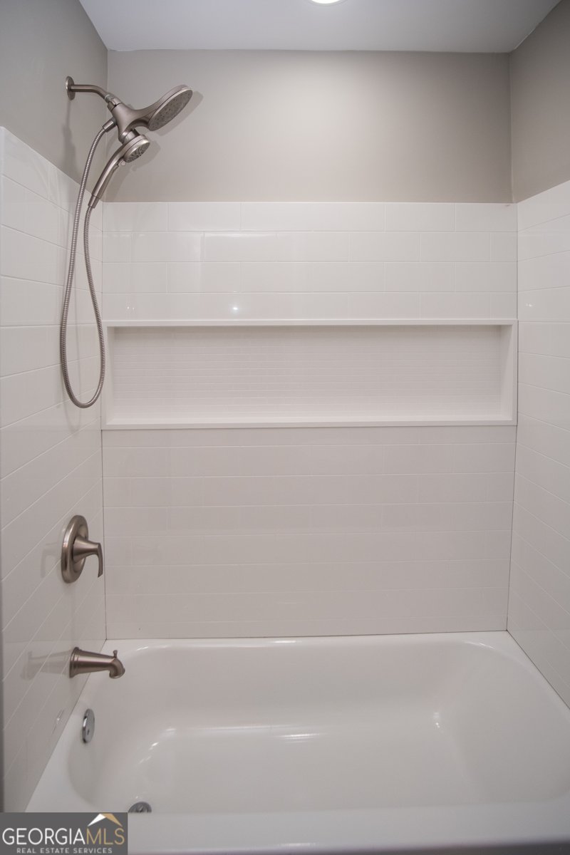 102 Neal Avenue Stockbridge - 31