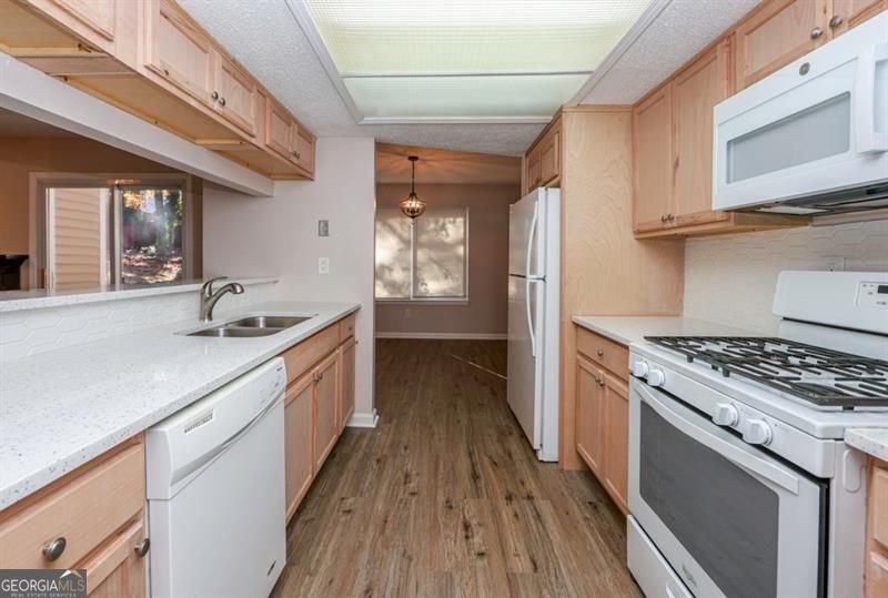 1184 Red Oak Cove Tucker - 13