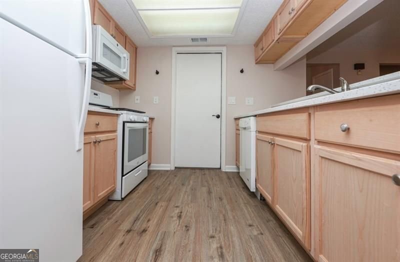 1184 Red Oak Cove Tucker - 14