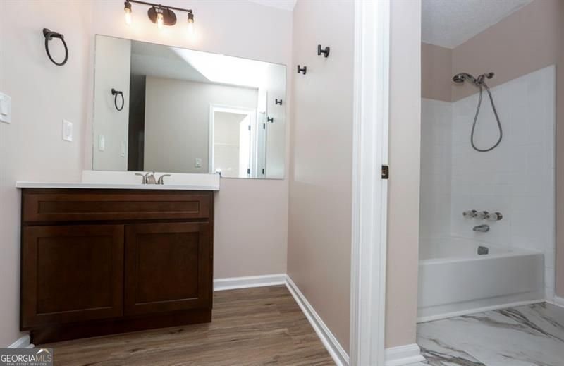 1184 Red Oak Cove Tucker - 27