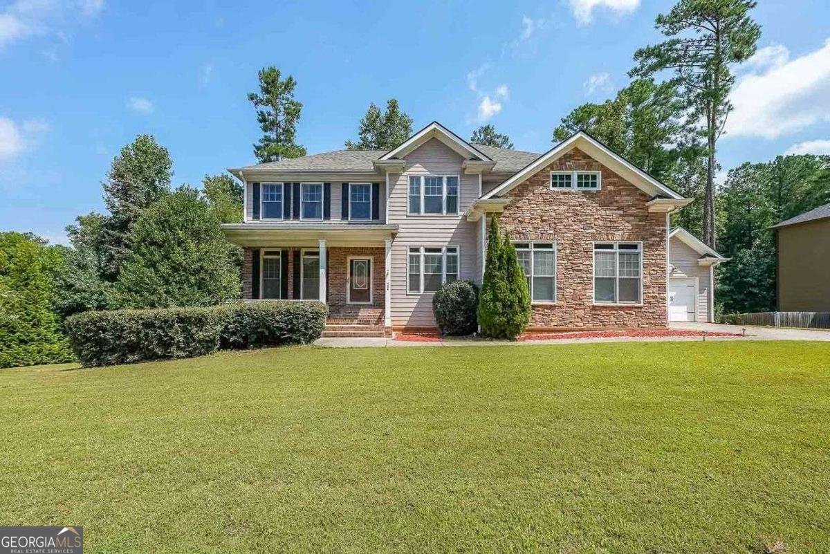 4408 MEADOWWOOD Drive Loganville - 1