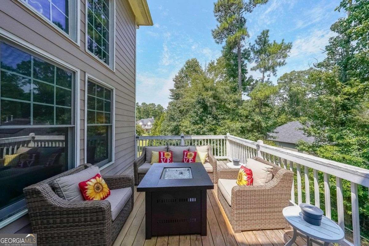 4408 MEADOWWOOD Drive Loganville - 35