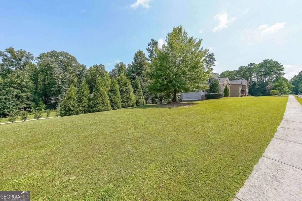 4408 MEADOWWOOD Drive Loganville - 37