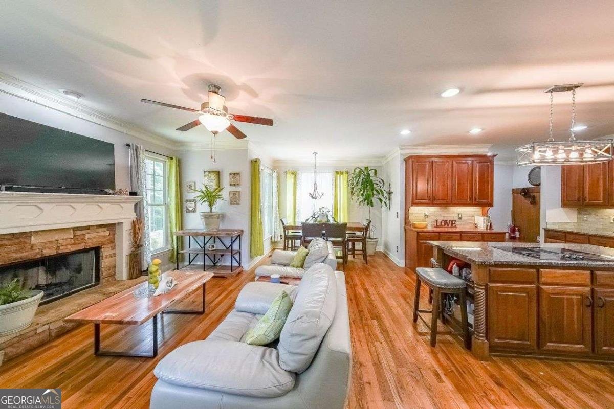 4408 MEADOWWOOD Drive Loganville - 4