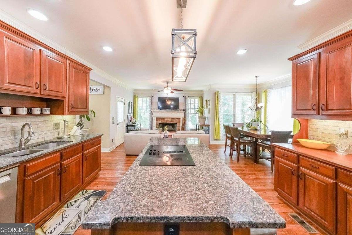 4408 MEADOWWOOD Drive Loganville - 8