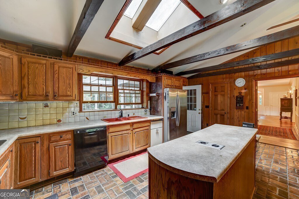 1127 Burch Branch Road Hiawassee - 24