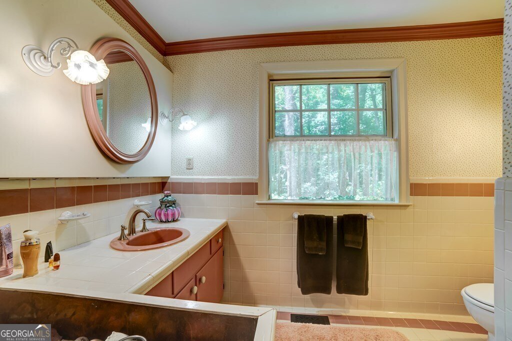 1127 Burch Branch Road Hiawassee - 37