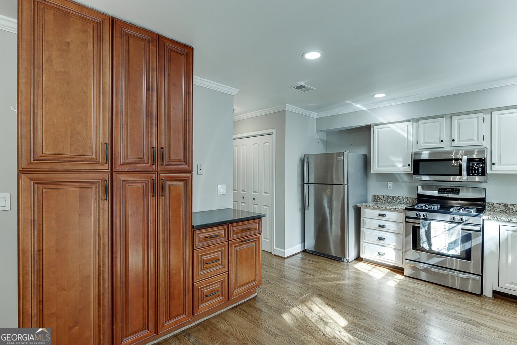 102 Defoors Mill Drive Atlanta - 12