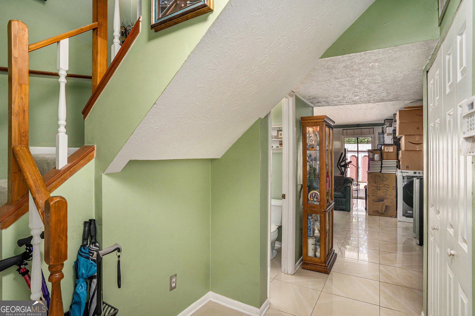 105 Governors Drive Forest Park - 4