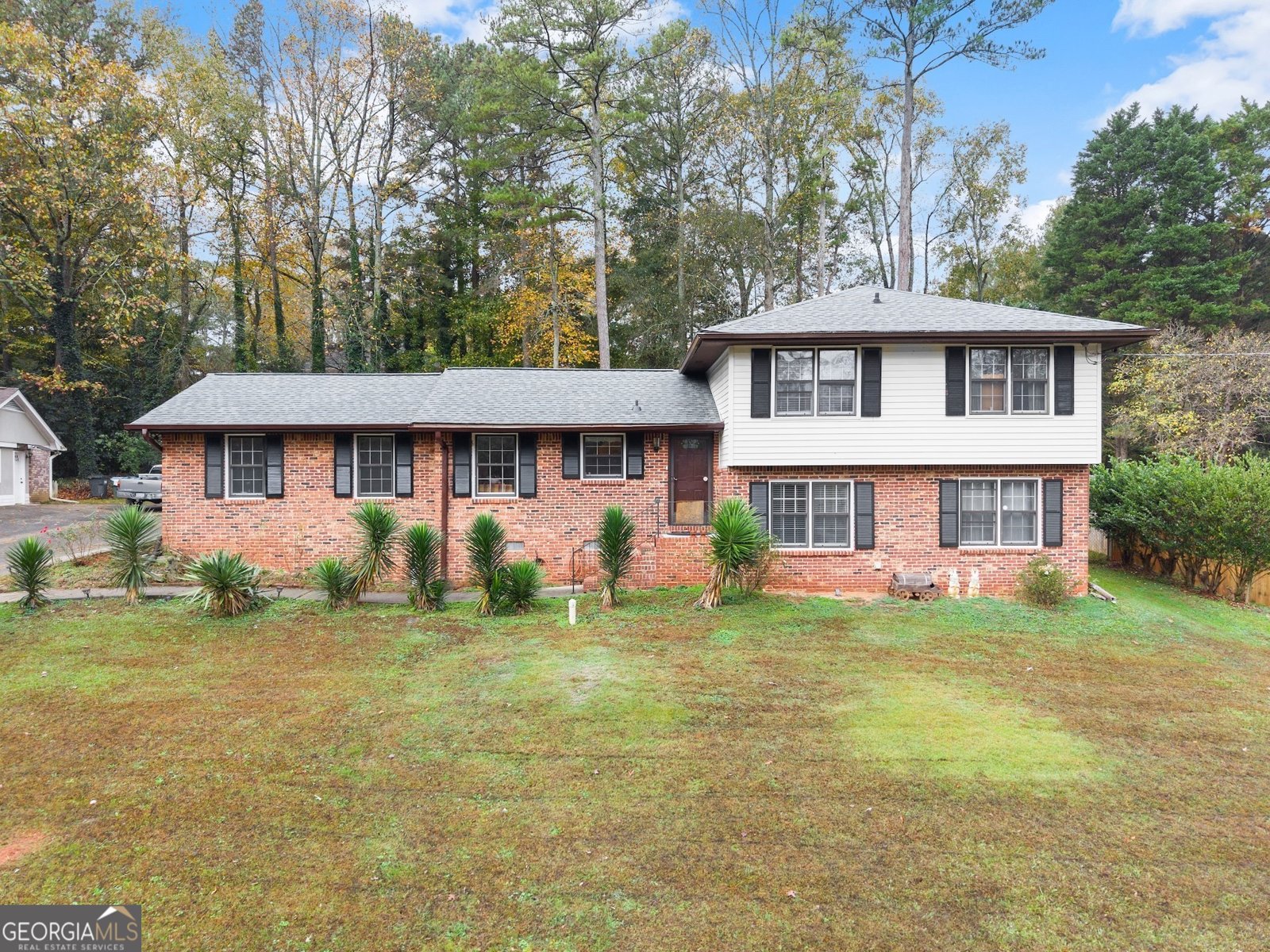 753 Brookwood Terrace Lilburn - 1