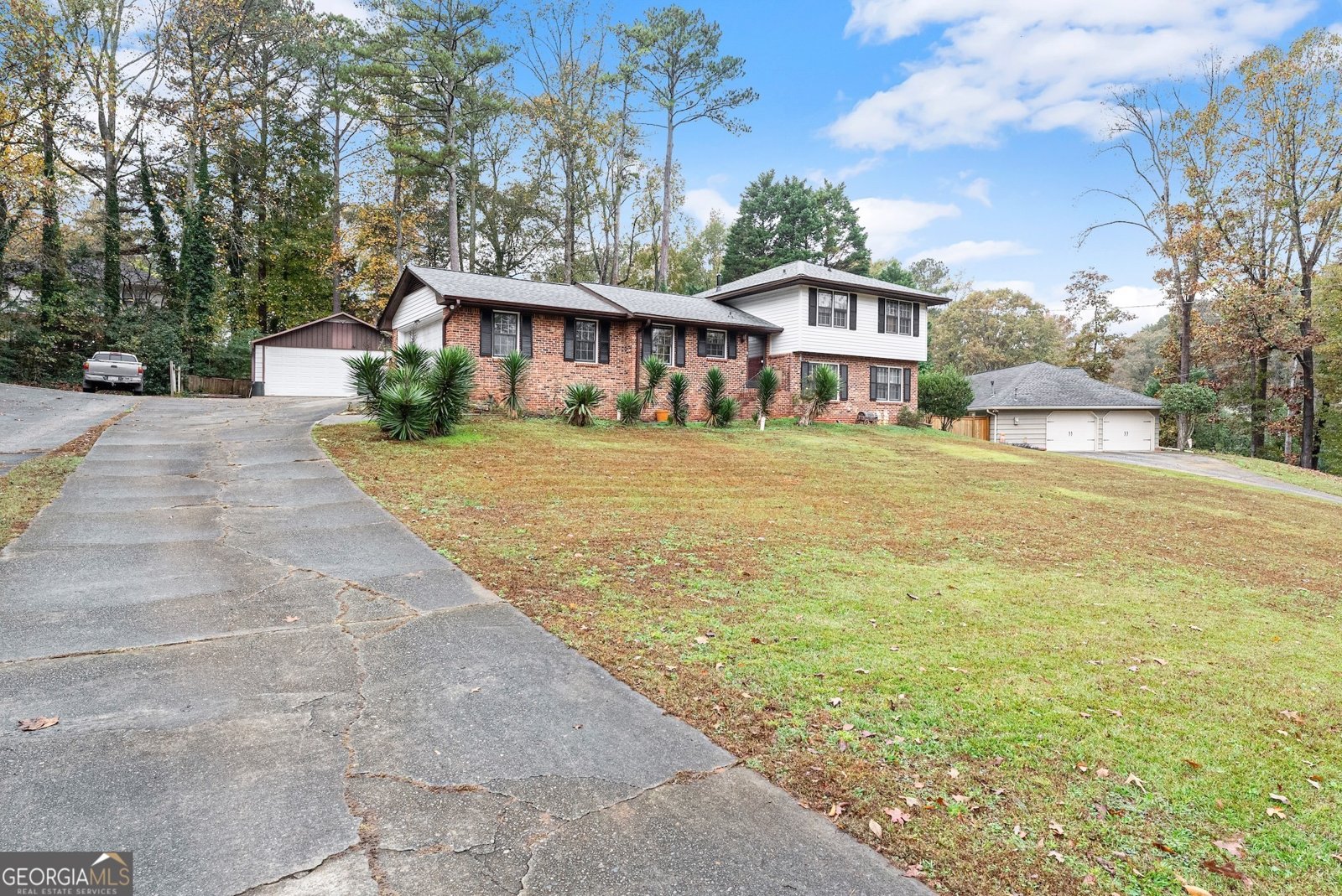 753 Brookwood Terrace Lilburn - 2
