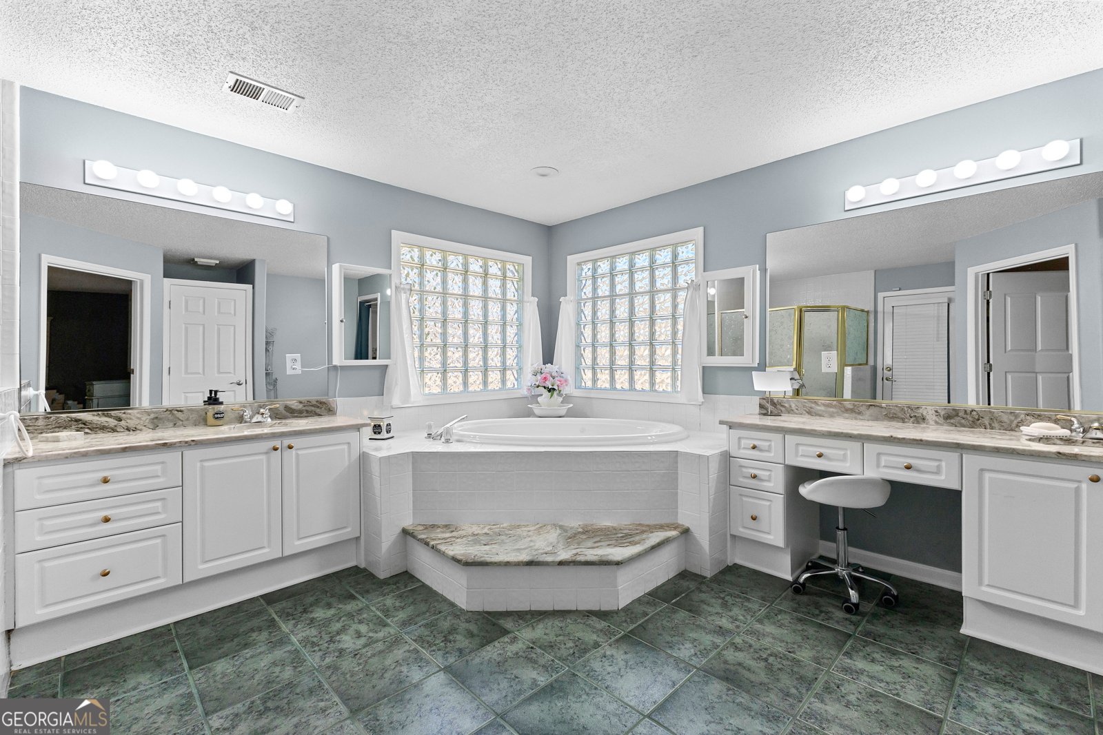 90 Hazelridge Lane Sharpsburg - 20