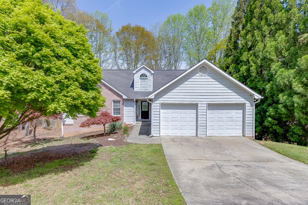1545 Smoke Hill Drive Hoschton - 1