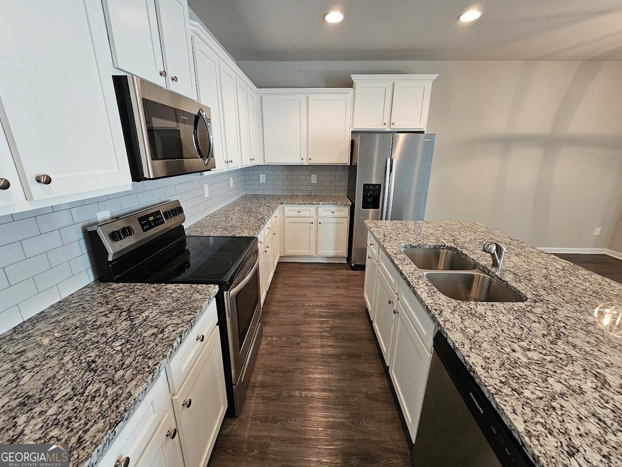 333 Darlington Drive Ellenwood - 15