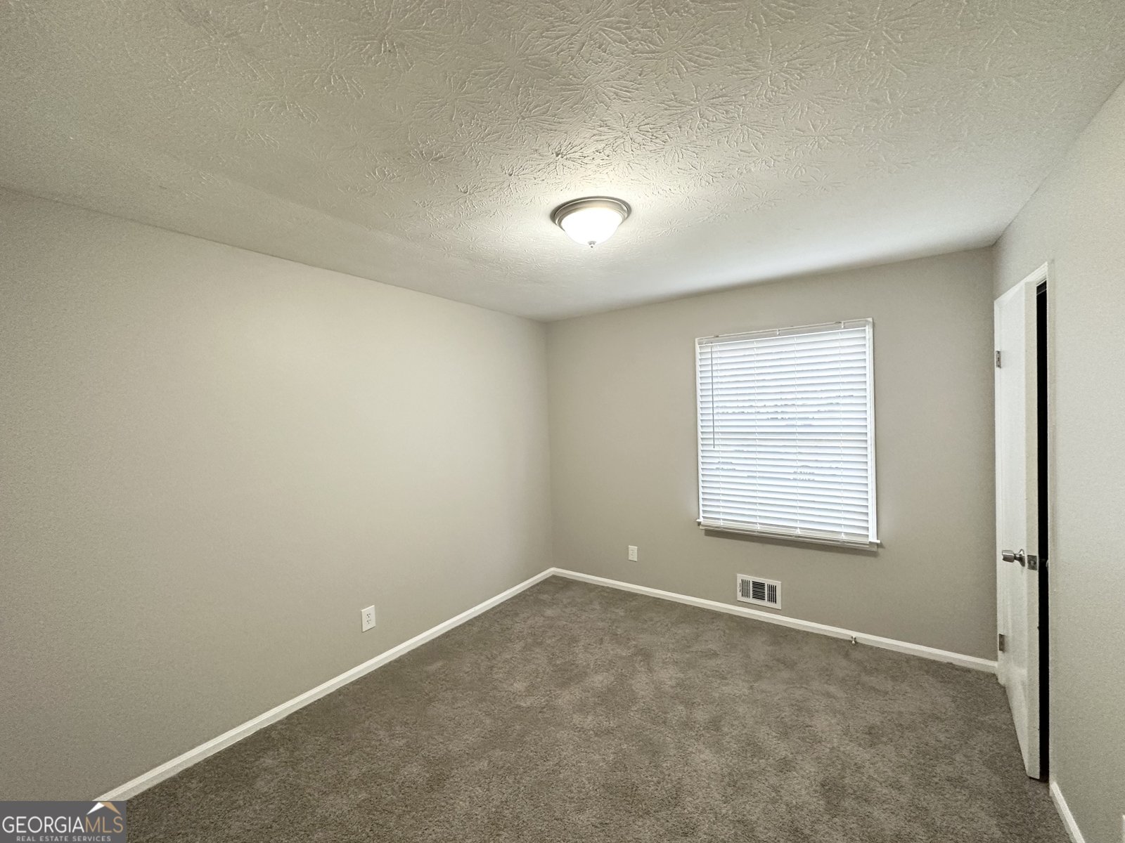 6635 Hidden Brook Trail South Fulton - 8