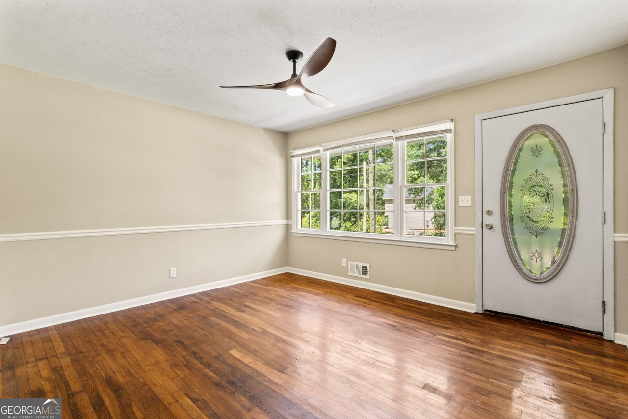 308 Elizabeth Lane Griffin - 2