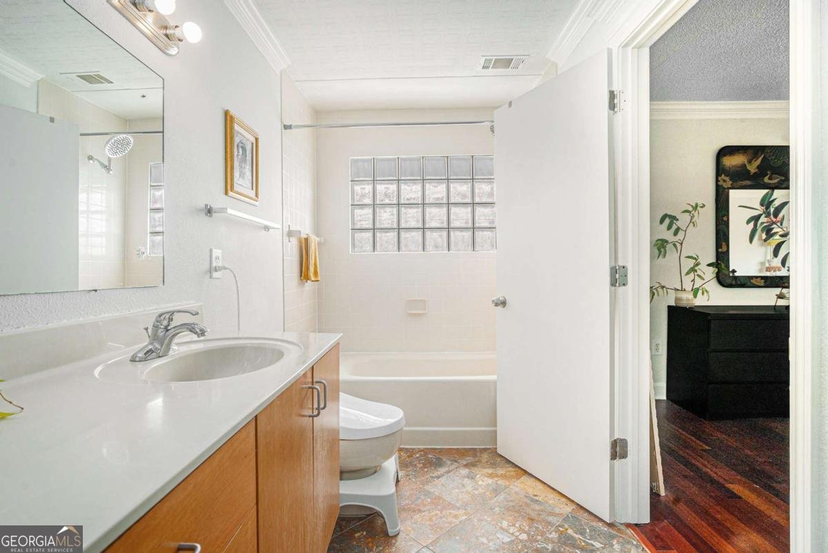 377 Ralph Mcgill Boulevard Atlanta - 16