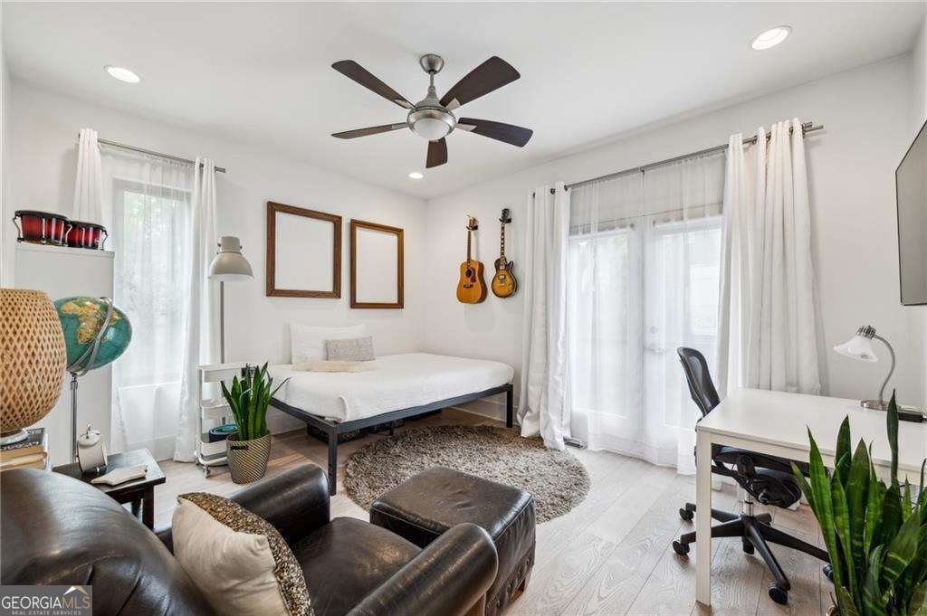 728 Oakview Road Decatur - 14