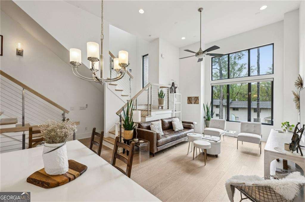 728 Oakview Road Decatur - 2