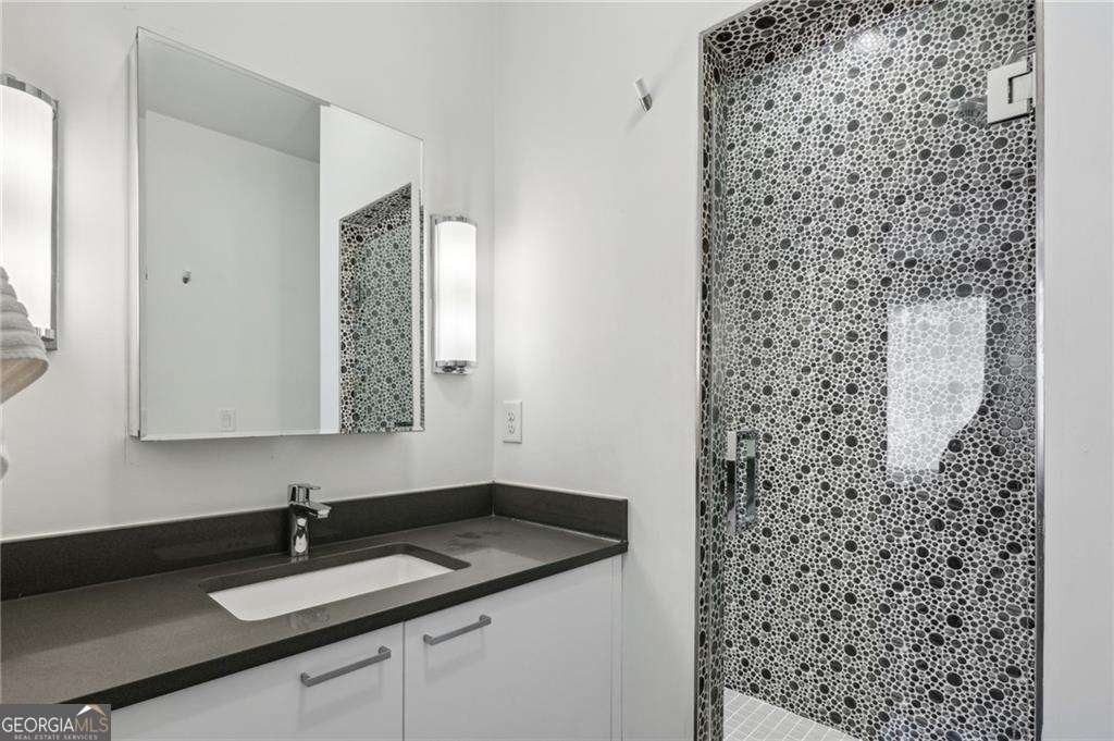 728 Oakview Road Decatur - 26
