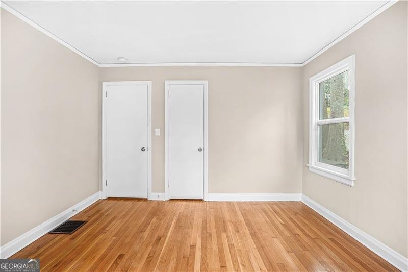 1910 THOMPSON Avenue East Point - 17
