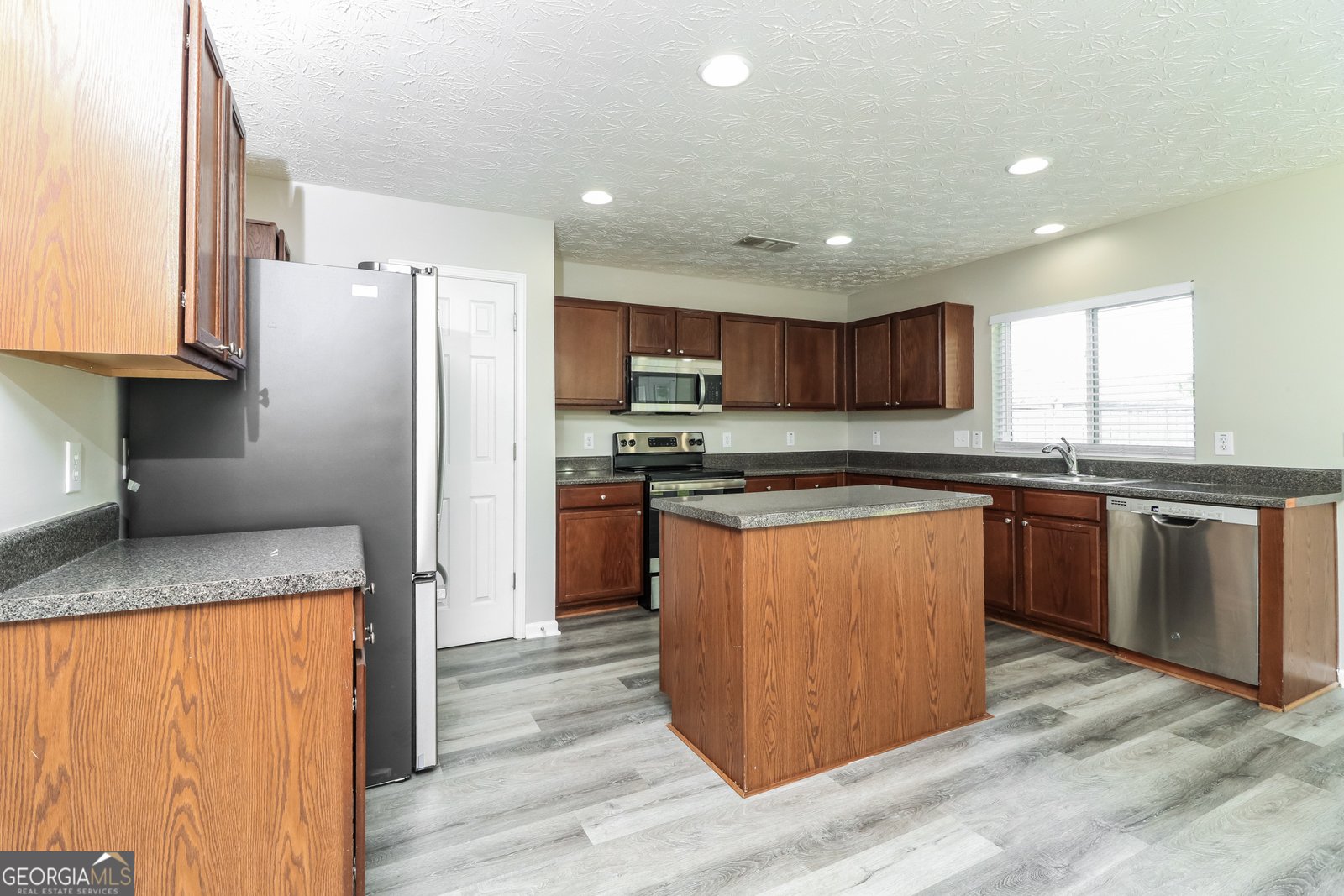 312 Silver Fox Trail Dallas - 9
