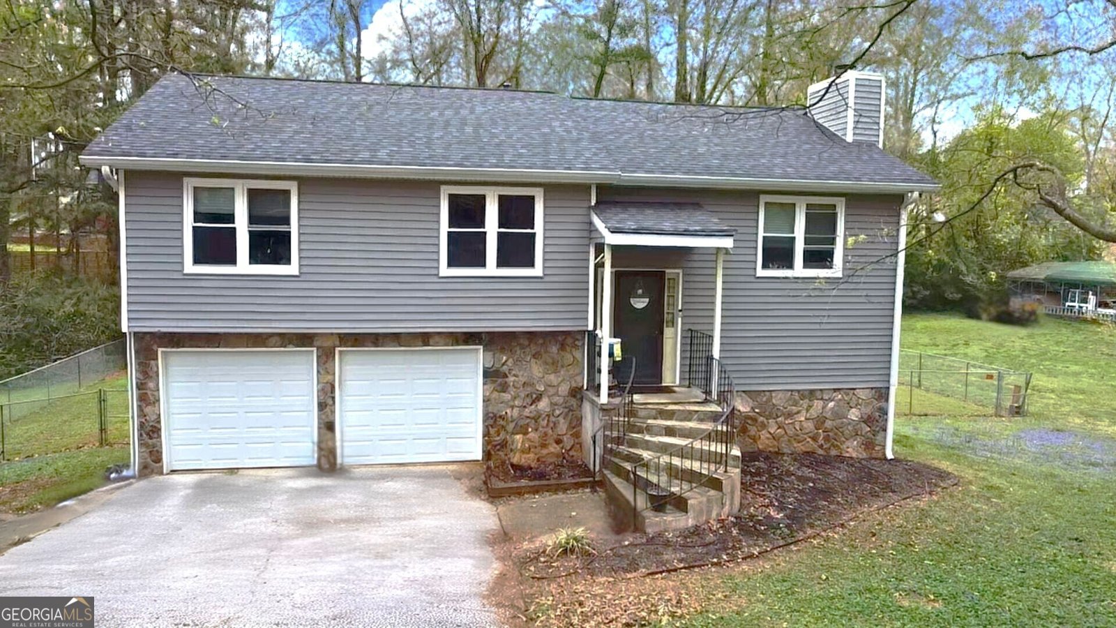 378 Cole Drive Lilburn - 1