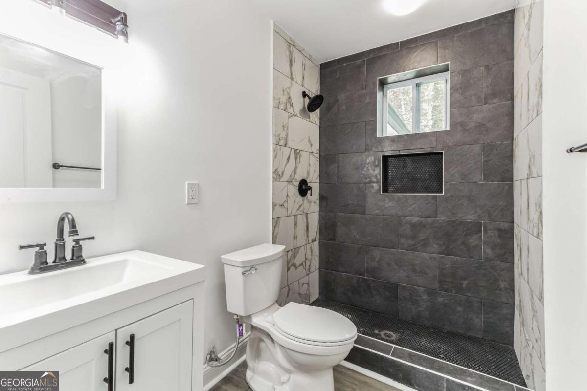 1318 Graymont Drive Atlanta - 16