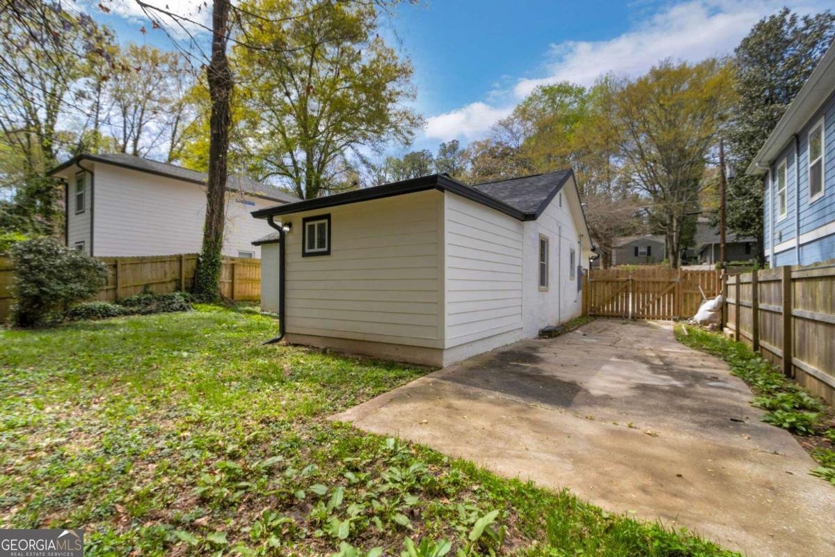 1318 Graymont Drive Atlanta - 20