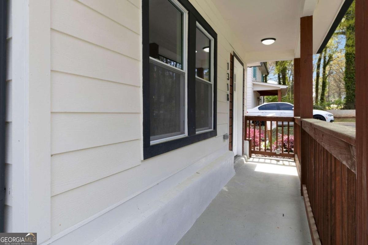 1318 Graymont Drive Atlanta - 4