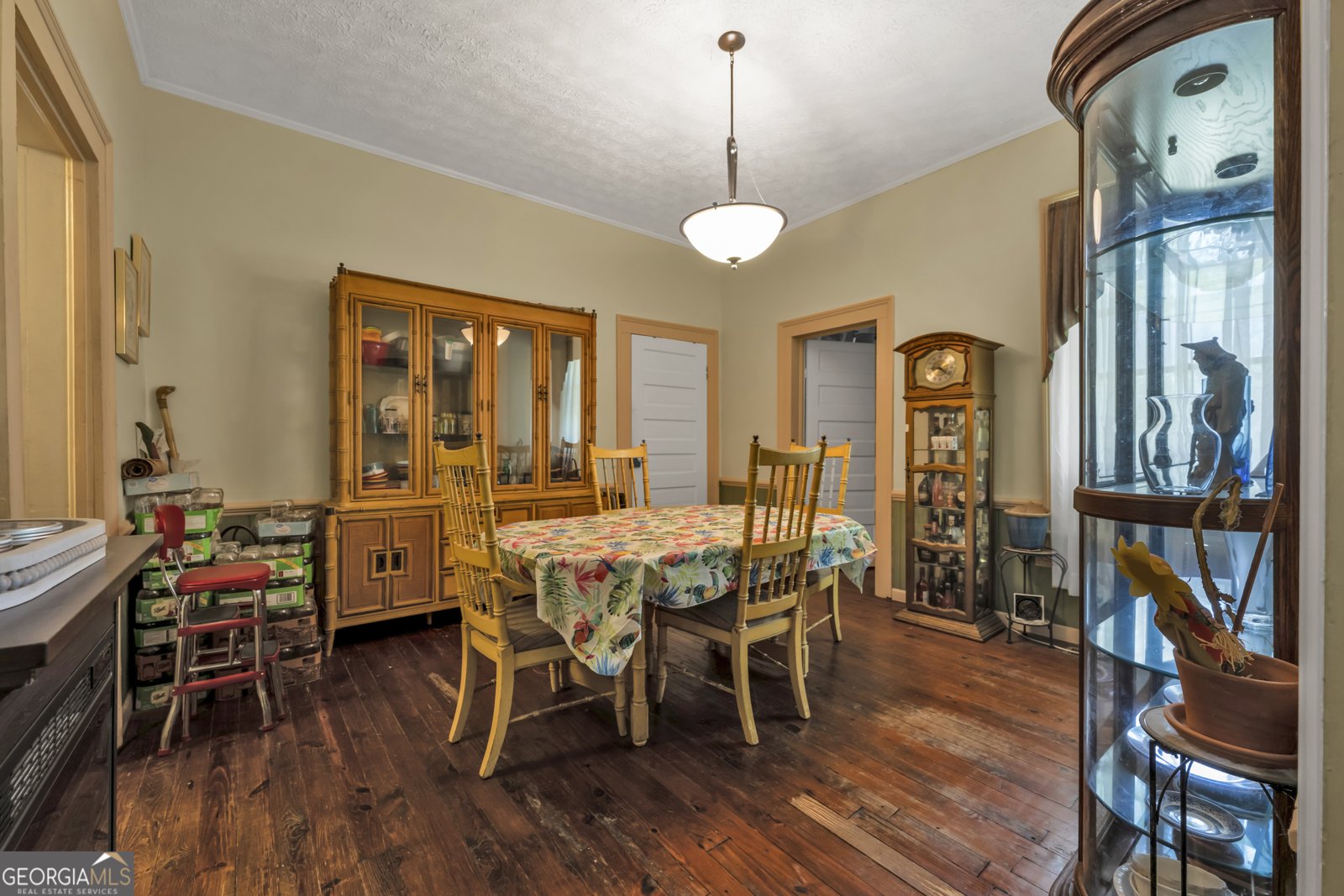 525 Hulin Avenue Tignall - 24