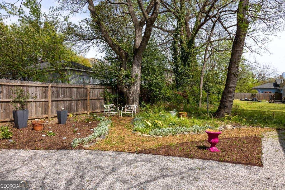 891 Spencer Street Atlanta - 27