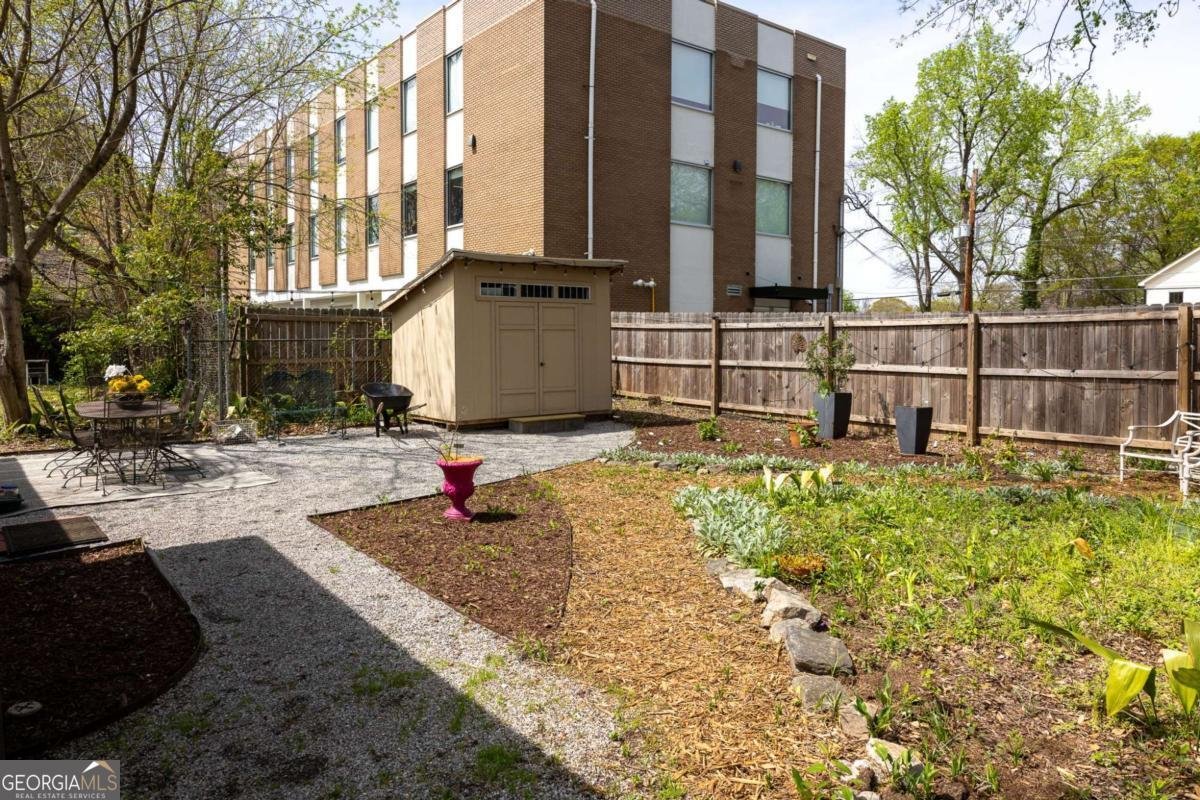 891 Spencer Street Atlanta - 28