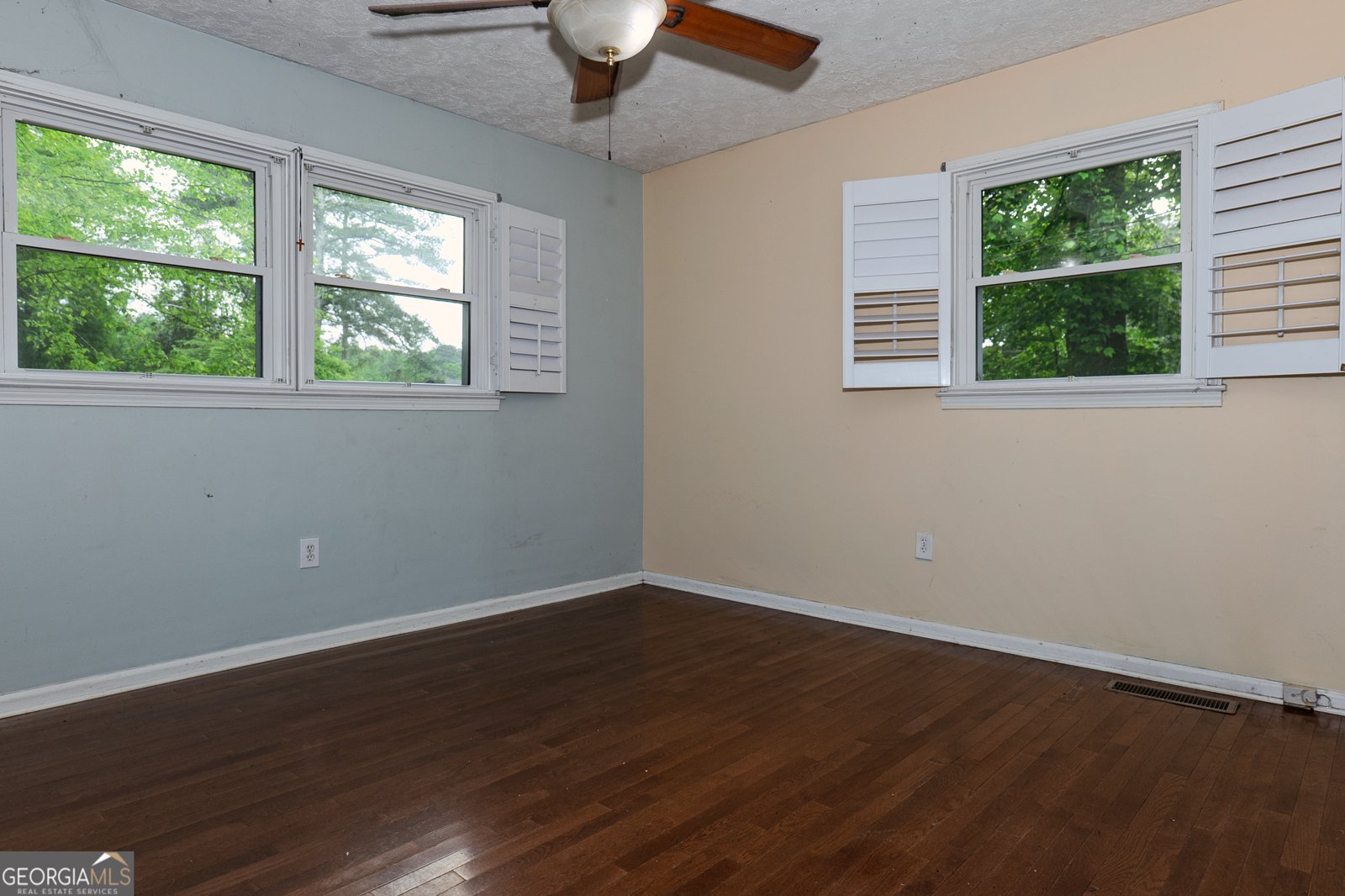 210 Briarwood Drive Dallas - 12