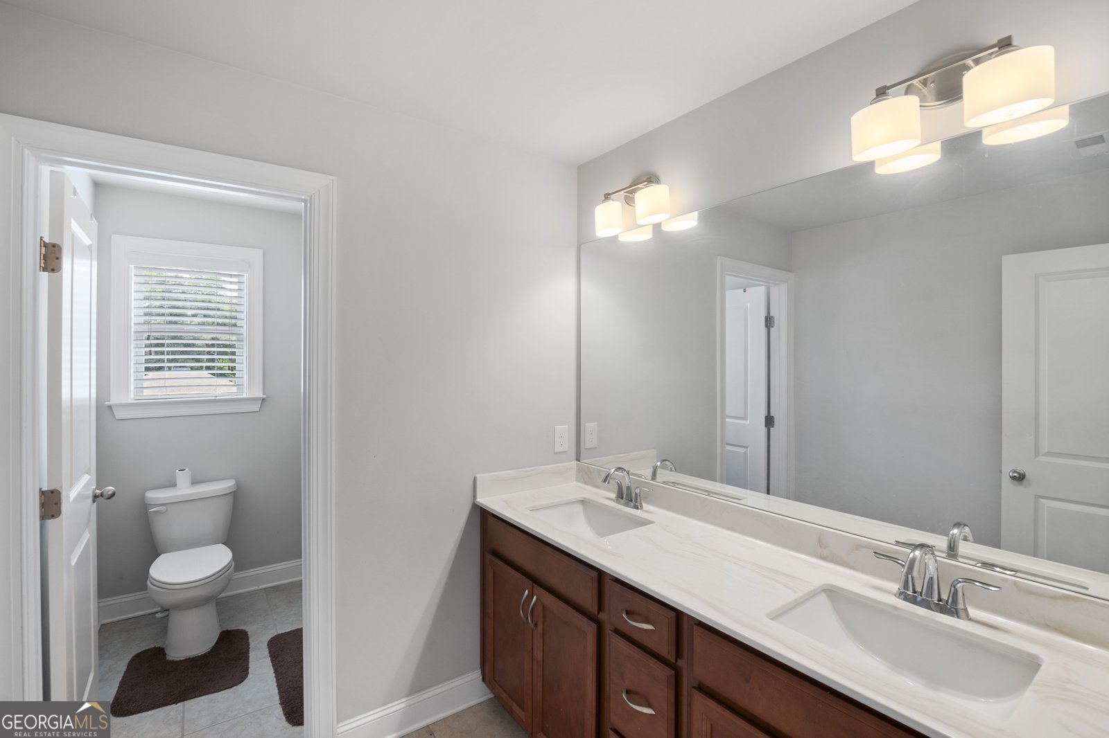 5101 Barrington Trace Drive South Fulton - 27
