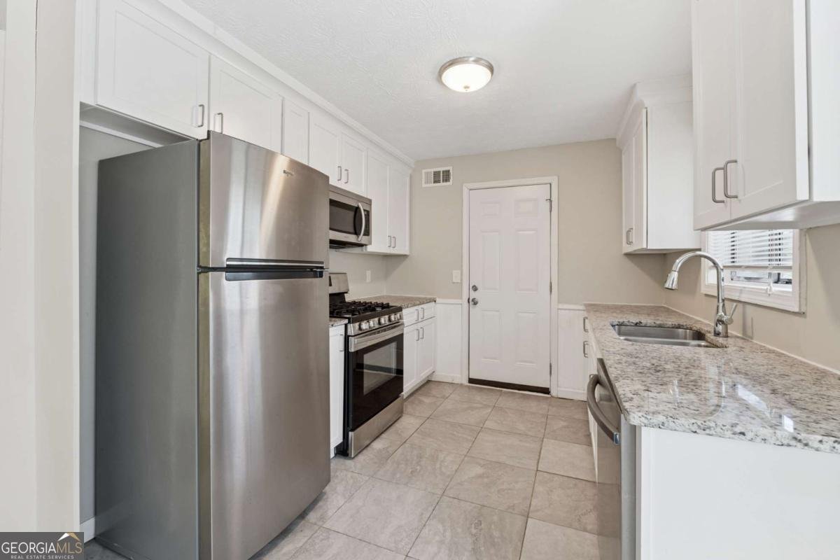 1870 Abercorn Way Snellville - 9