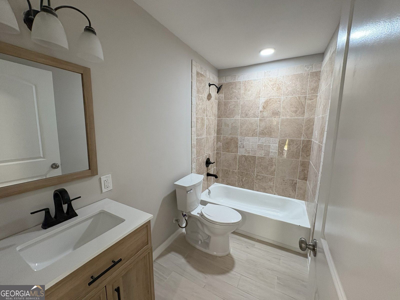 219 Lexington Avenue Griffin - 7