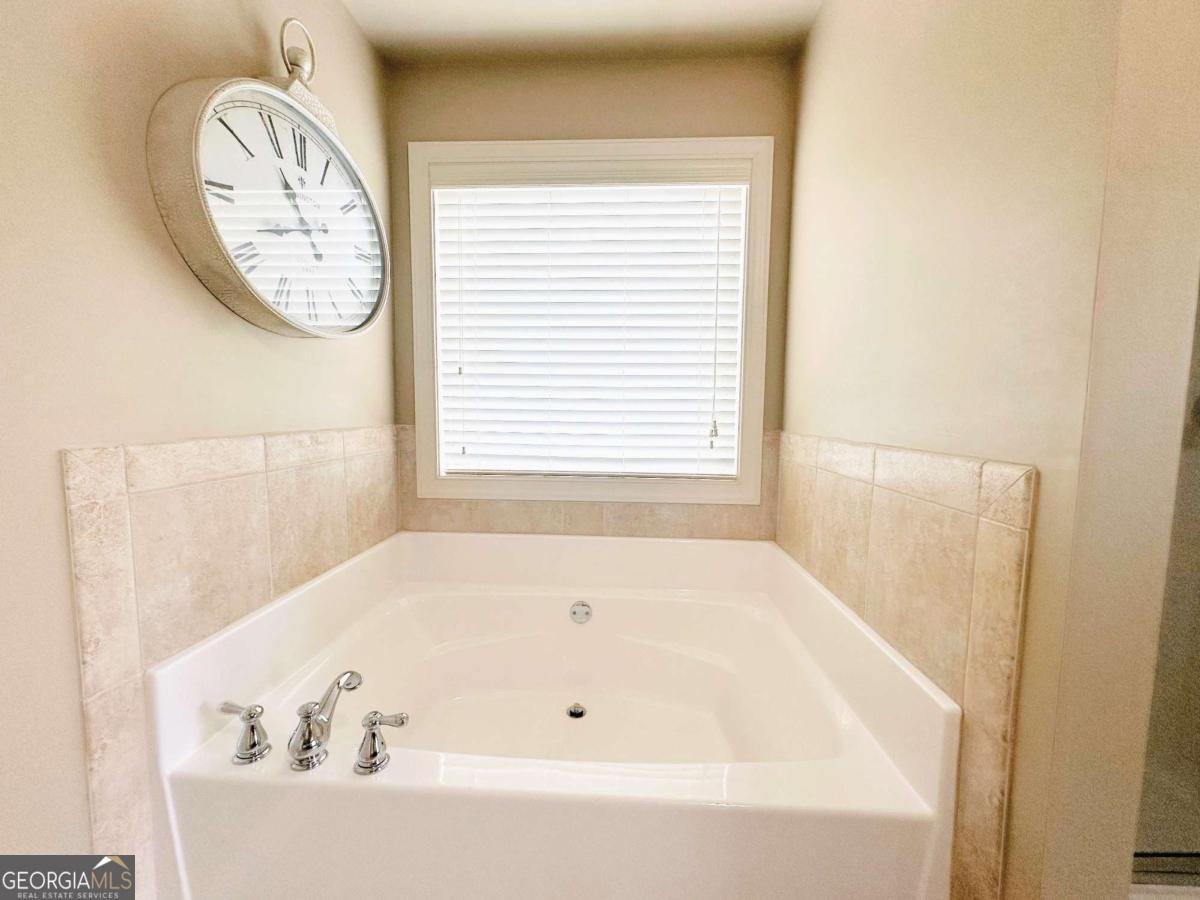 2050 Harvest Ridge Circle Buford - 13