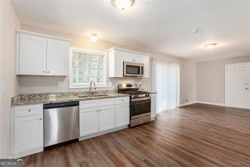 446 MARTINDALE Court Stone Mountain - 8